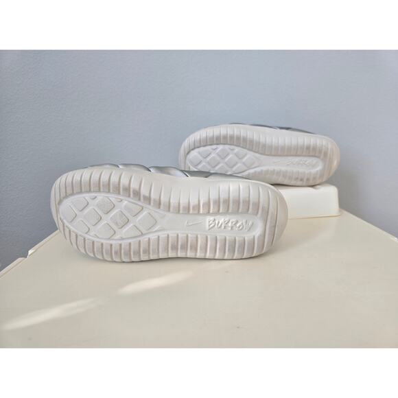 Nike Burrow SE Metallic Silver Slides Women's Size 9 Streetwear Comfort Cozy - Picture 3 of 8